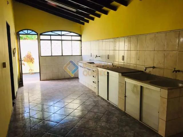 Casa / Sobrado para Venda em Ribeirão Preto/SP Vila Tibério 3 Quartos