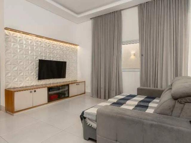 Casa / Sobrado para Venda em Rondonópolis/MT Vila Adriana 2 Quartos