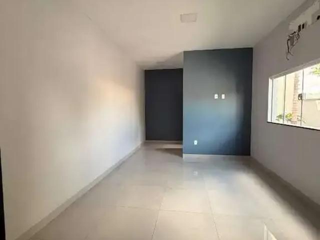 Casa / Sobrado para Venda em Rondonópolis/MT Jardim Tancredo Neves 4 Quartos