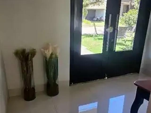 Casa / Sobrado para Venda em Rondonópolis/MT Jardim Village do Cerrado 4 Quartos