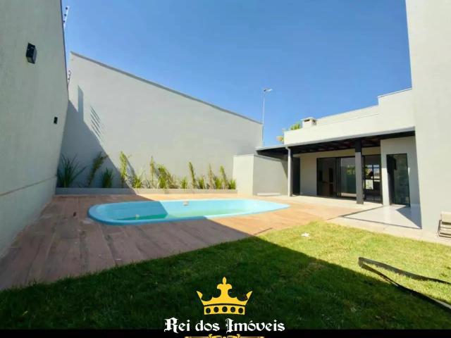 Casa / Sobrado para Venda em Rondonópolis/MT Parque Sagrada Família 3 Quartos