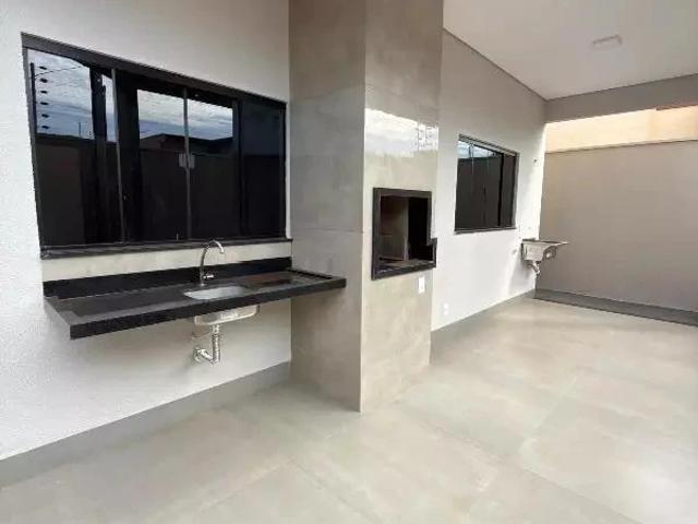 Casa / Sobrado para Venda em Rondonópolis/MT Parque Sagrada Família 3 Quartos