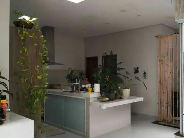Casa / Sobrado para Venda em Rondonópolis/MT Parque Residencial Buriti 4 Quartos