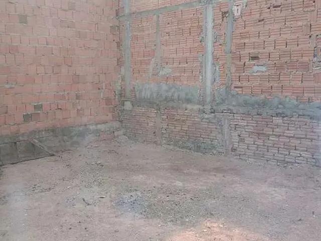 Casa / Sobrado para Venda em Rondonópolis/MT Residencial Vila Mineira 2 Quartos