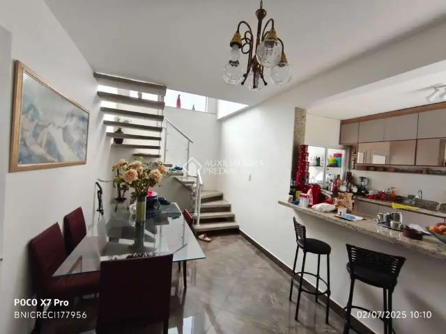 Casa / Sobrado para Venda em São Caetano do Sul/SP Osvaldo Cruz 3 Quartos
