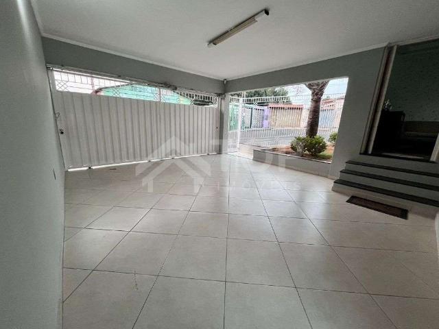 Casa / Sobrado para Venda em São Carlos/SP Chácara São Caetano 3 Quartos