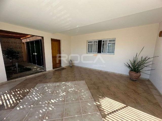 Casa / Sobrado para Venda em São Carlos/SP Chácara São João 3 Quartos