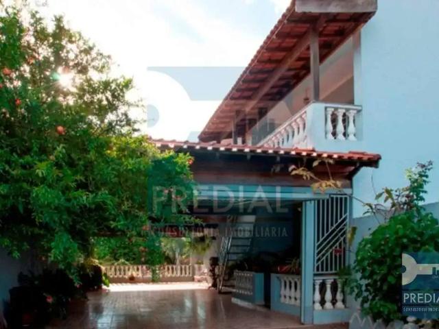 Casa / Sobrado para Venda em São Carlos/SP Cidade Jardim 4 Quartos
