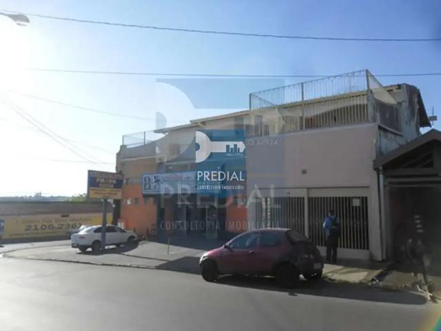 Casa / Sobrado para Venda em São Carlos/SP Cidade Jardim 3 Quartos