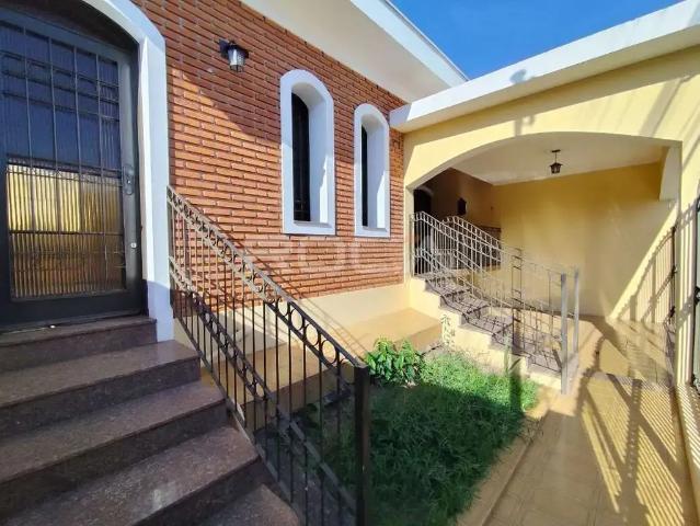 Casa / Sobrado para Venda em São Carlos/SP Cidade Jardim 3 Quartos