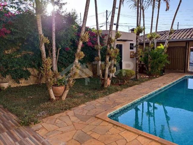Casa / Sobrado para Venda em São Carlos/SP Jardim Munique 3 Quartos
