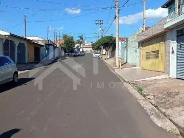 Casa / Sobrado para Venda em São Carlos/SP Jardim Medeiros 2 Quartos