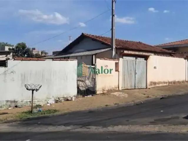 Casa / Sobrado para Venda em São Carlos/SP Jardim Acapulco 2 Quartos