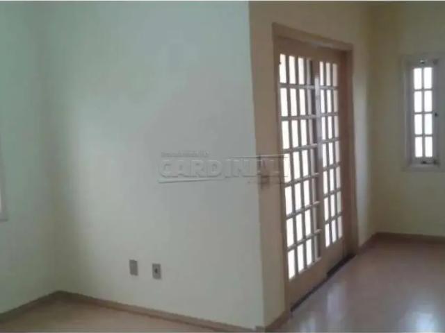 Casa / Sobrado para Venda em São Carlos/SP Jardim Bandeirantes 2 Quartos