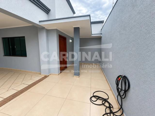 Casa / Sobrado para Venda em São Carlos/SP Jardim Bandeirantes 3 Quartos