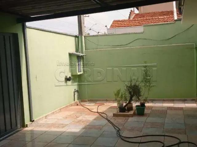 Casa / Sobrado para Venda em São Carlos/SP Jardim Beatriz 3 Quartos