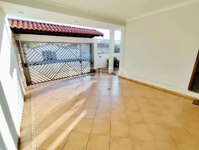 Casa / Sobrado para Venda em São Carlos/SP Jardim Beatriz 3 Quartos
