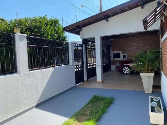 Casa / Sobrado para Venda em São Carlos/SP Jardim Cardinalli 3 Quartos