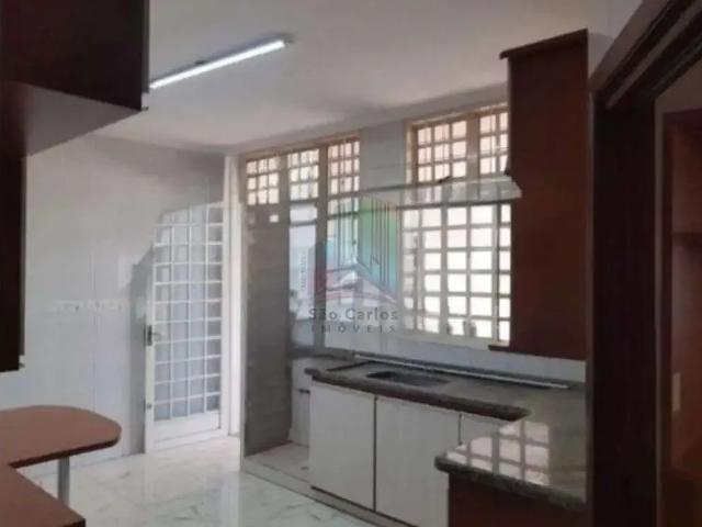 Casa / Sobrado para Venda em São Carlos/SP Jardim Cardinalli 3 Quartos
