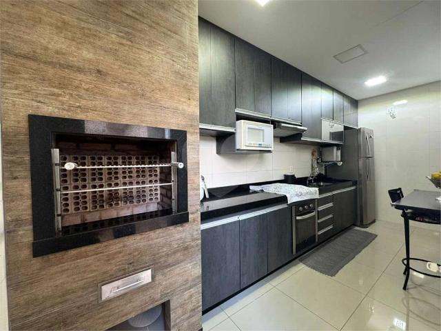 Casa / Sobrado para Venda em São Carlos/SP Jardim Embaré 4 Quartos