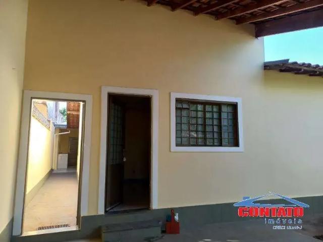 Casa / Sobrado para Venda em São Carlos/SP Jardim Ipanema 3 Quartos