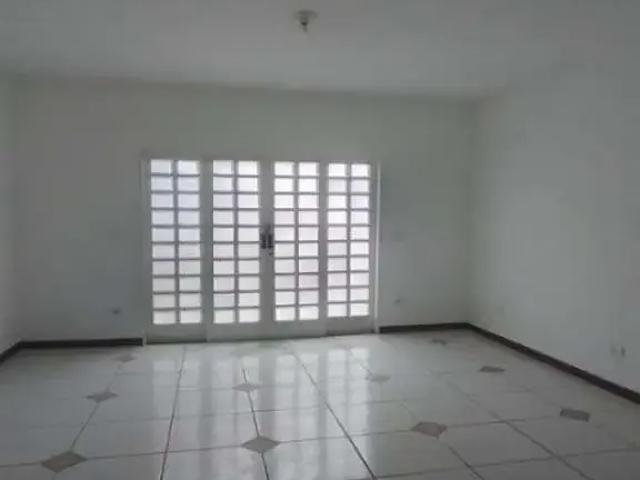 Casa / Sobrado para Venda em São Carlos/SP Jardim Ipanema 4 Quartos