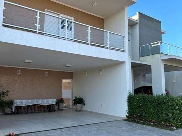 Casa / Sobrado para Venda em São Carlos/SP Jardim Ipanema 4 Quartos