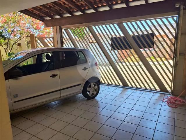 Casa / Sobrado para Venda em São Carlos/SP Jardim Ricetti 4 Quartos