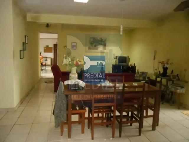 Casa / Sobrado para Venda em São Carlos/SP Jardim São Carlos 6 Quartos