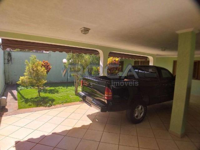 Casa / Sobrado para Venda em São Carlos/SP Jardim São João Batista 3 Quartos