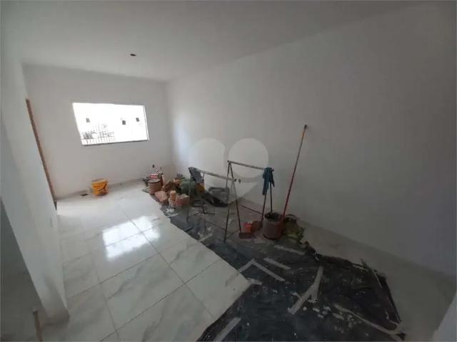 Casa / Sobrado para Venda em São Carlos/SP Jardim São João Batista 2 Quartos