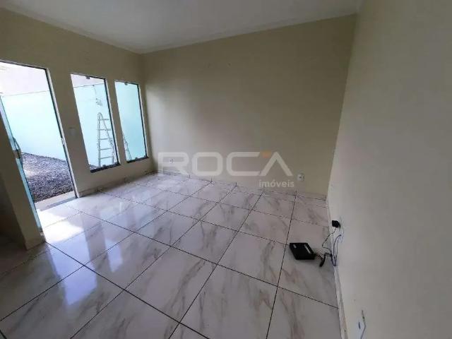 Casa / Sobrado para Venda em São Carlos/SP Jardim São João Batista 2 Quartos