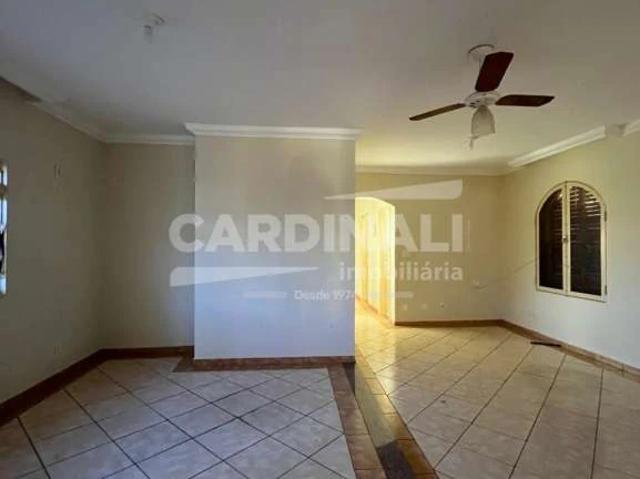 Casa / Sobrado para Venda em São Carlos/SP Jardim Santa Paula 3 Quartos