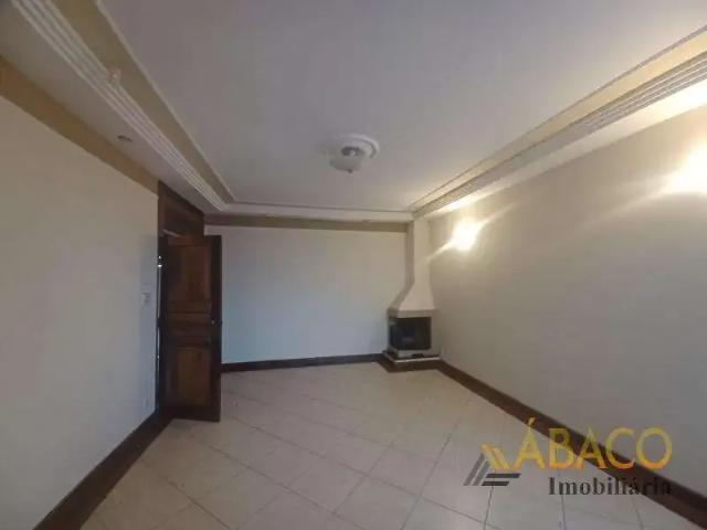 Casa / Sobrado para Venda em São Carlos/SP Jardim Santa Paula 4 Quartos