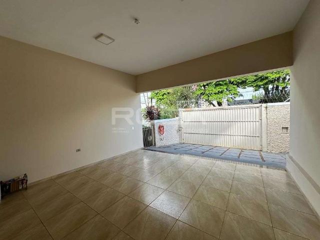 Casa / Sobrado para Venda em São Carlos/SP Jardim Santa Paula 5 Quartos