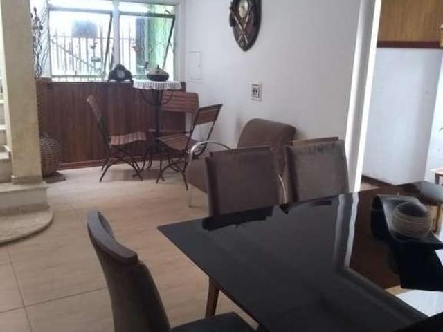 Casa / Sobrado para Venda em São Carlos/SP Jardim Tangará 3 Quartos