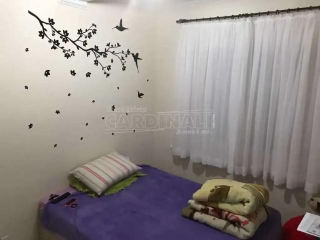 Casa / Sobrado para Venda em São Carlos/SP Jardim Tangará 3 Quartos