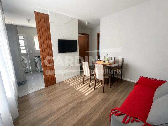 Casa / Sobrado para Venda em São Carlos/SP Jardim Zavaglia 2 Quartos