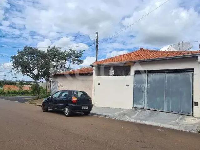 Casa / Sobrado para Venda em São Carlos/SP Parque Primavera 3 Quartos