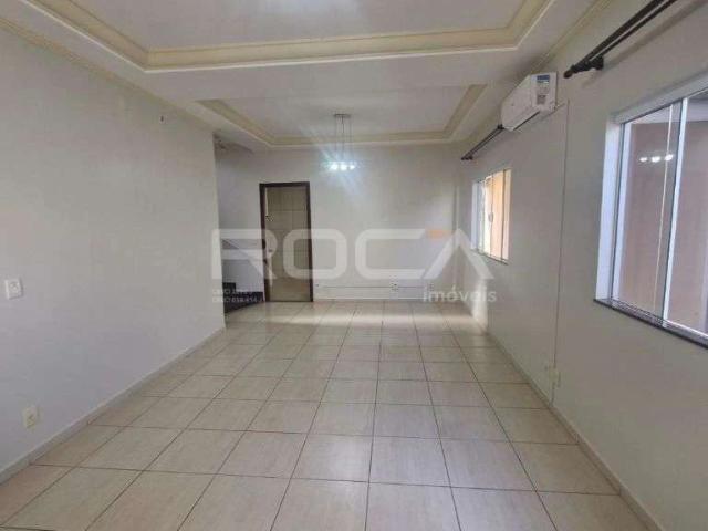 Casa / Sobrado para Venda em São Carlos/SP Planalto Paraíso 4 Quartos