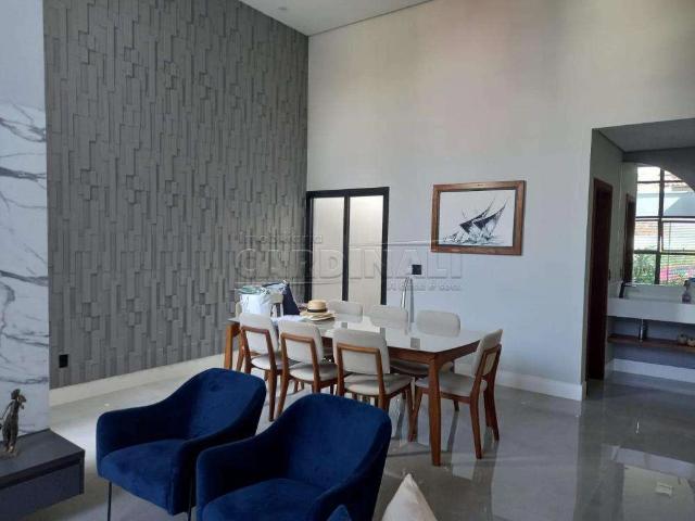 Casa / Sobrado para Venda em São Carlos/SP Planalto Paraíso 3 Quartos