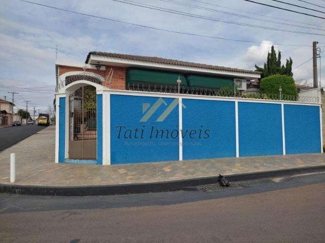 Casa / Sobrado para Venda em São Carlos/SP Vila Prado 3 Quartos