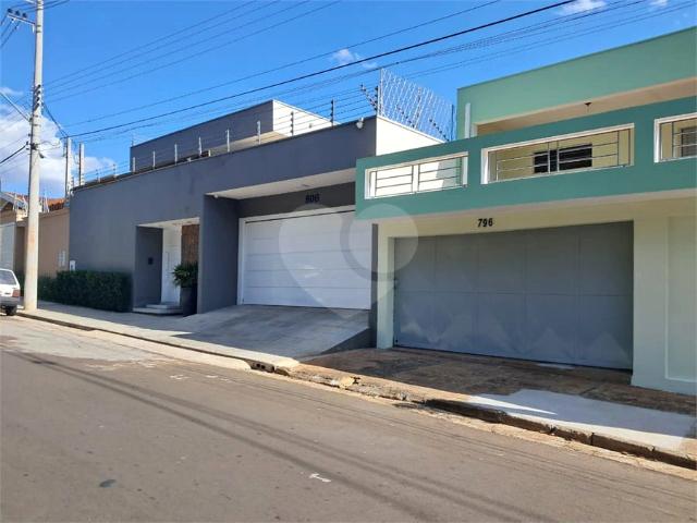 Casa / Sobrado para Venda em São Carlos/SP Vila Boa Vista 1 3 Quartos