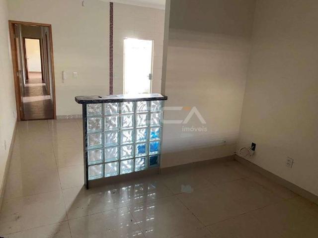 Casa / Sobrado para Venda em São Carlos/SP Vila Carmem 3 Quartos