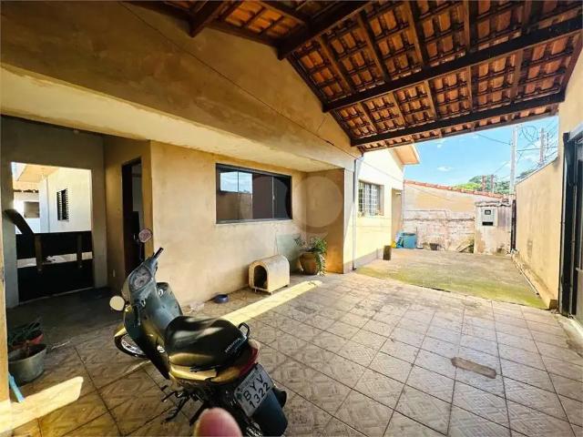 Casa / Sobrado para Venda em São Carlos/SP Vila Costa do Sol 3 Quartos