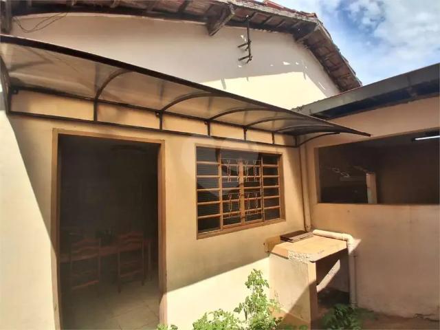 Casa / Sobrado para Venda em São Carlos/SP Vila Costa do Sol 3 Quartos