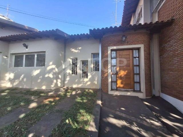 Casa / Sobrado para Venda em São Carlos/SP Vila Costa do Sol 5 Quartos