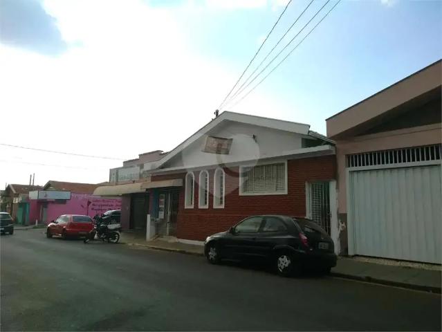 Casa / Sobrado para Venda em São Carlos/SP Vila Costa do Sol 8 Quartos