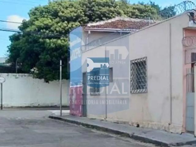 Casa / Sobrado para Venda em São Carlos/SP Vila Prado 3 Quartos