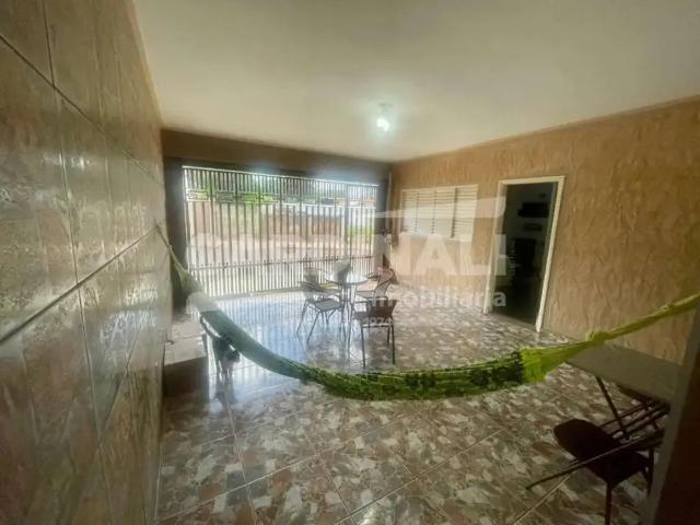 Casa / Sobrado para Venda em São Carlos/SP Vila Prado 3 Quartos